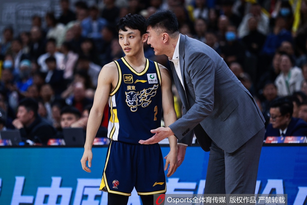 广体：困难中“生根” 季后赛广东男篮期待“发芽”